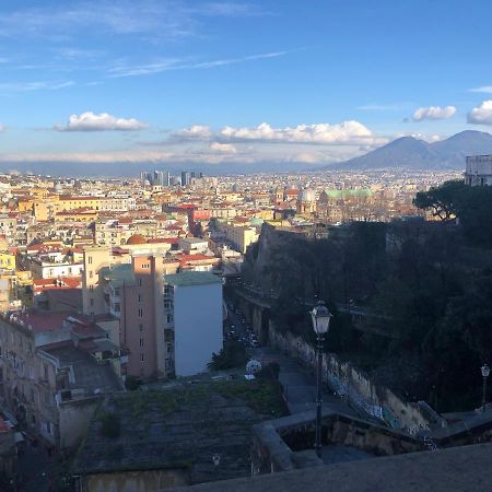 Pangsapuri 54 m² dengan 1 bilik tidur dan 1 bilik mandi peribadi di Vomero Naples Luaran gambar