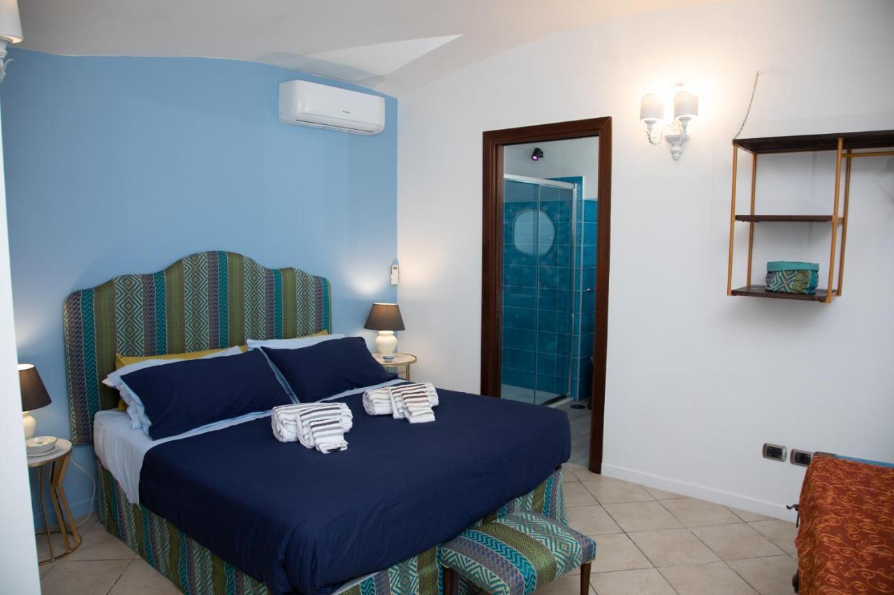 Pangsapuri 54 m² dengan 1 bilik tidur dan 1 bilik mandi peribadi di Vomero Naples Luaran gambar